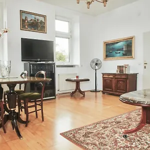  Apartment Schoene Altbauwohnung Zentrum Brigittenauer Laende 32 Austria