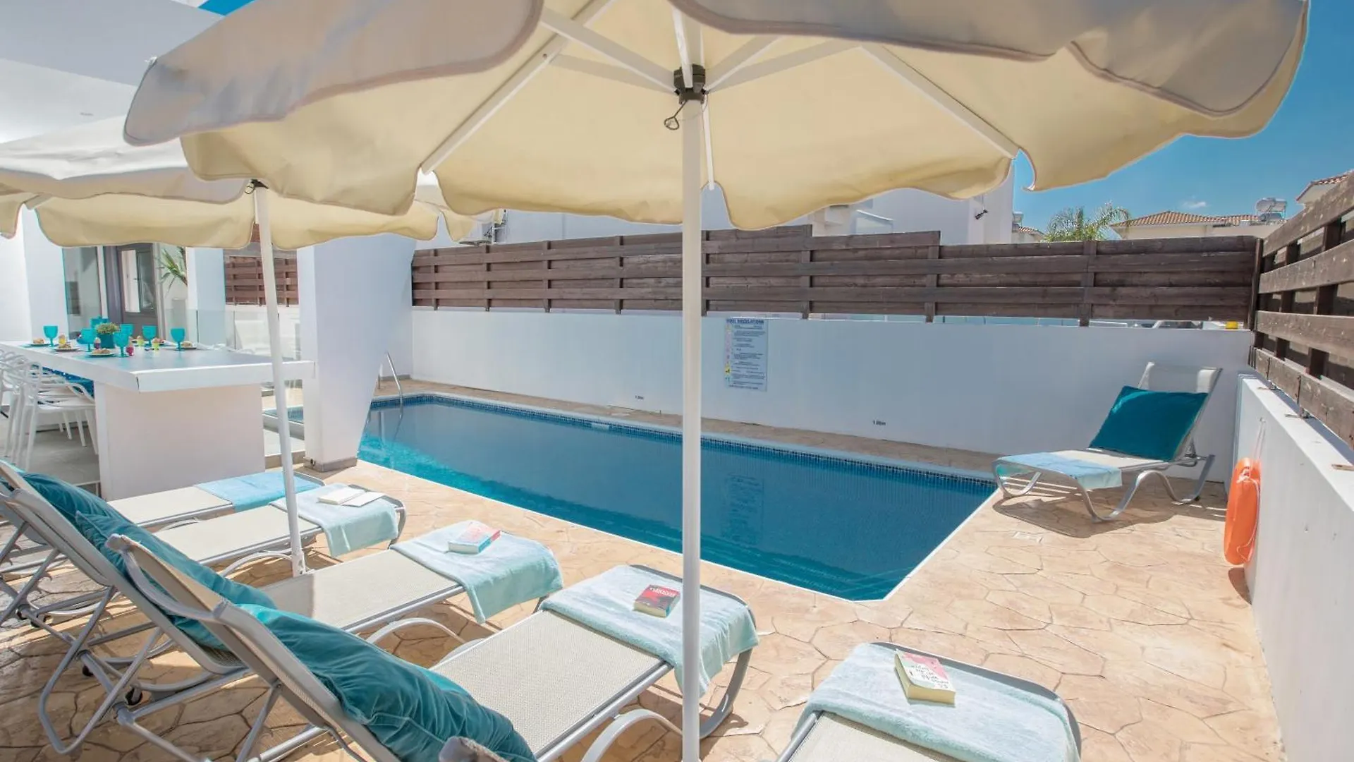 Marimar Villa Protaras