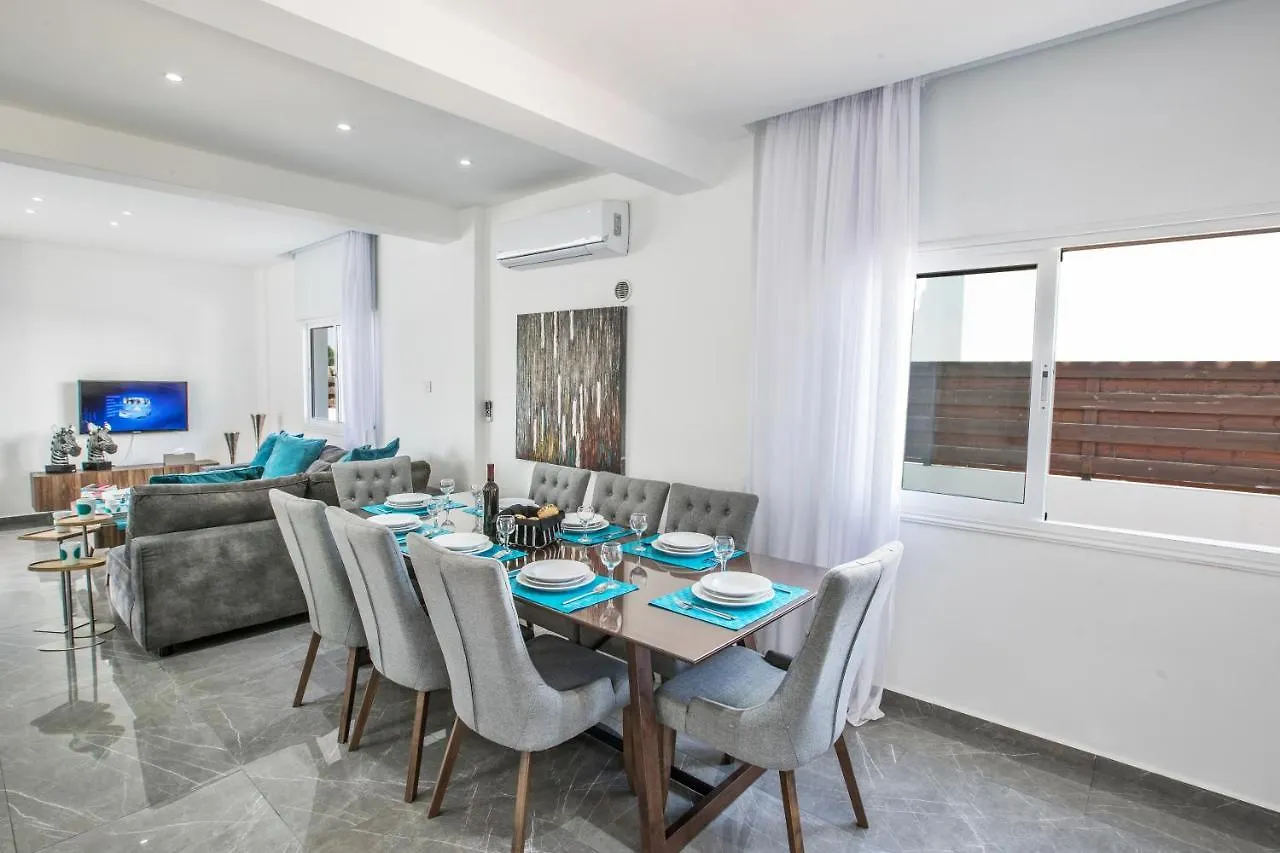 Marimar Villa Protaras 0*,