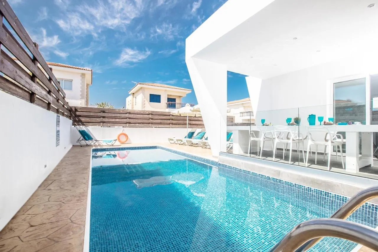 Marimar Villa Protaras